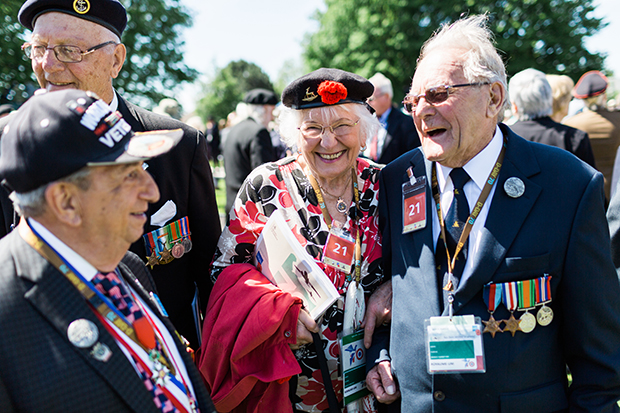 normandy veterans bayeux cemetery